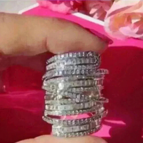 New 6.4 CT 925 Sterling Silver Diamond Ring - Picture 16 of 16